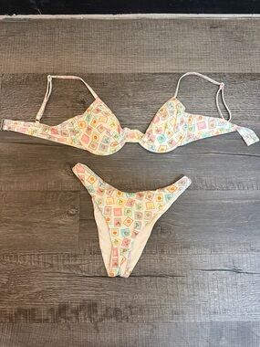Printed Two-Piece Bikini Set in Pastel Geometric Print
